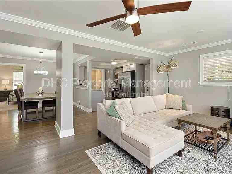 2526 Brentwood Rd - Photo 4 of 29