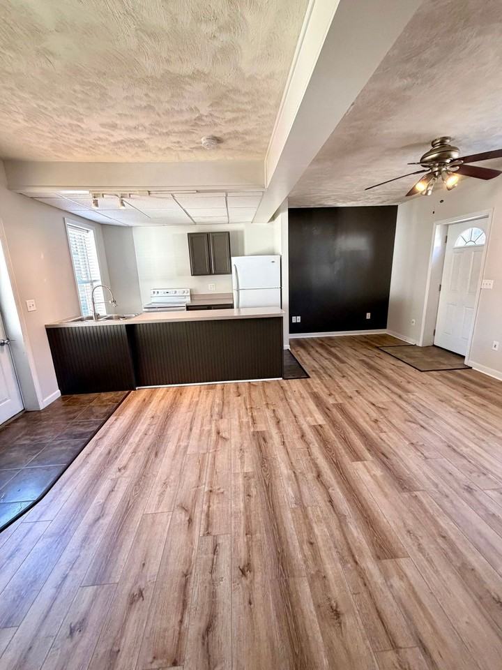 38 N Charlotte St #3 - Photo 2 of 17