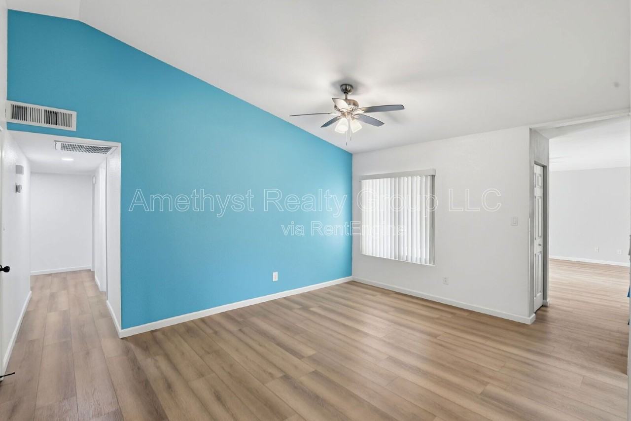 6201 W Acoma Dr - Photo 6 of 34