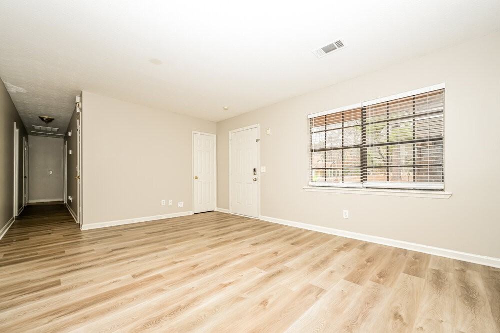 107 Fairview Pl - Photo 4 of 16