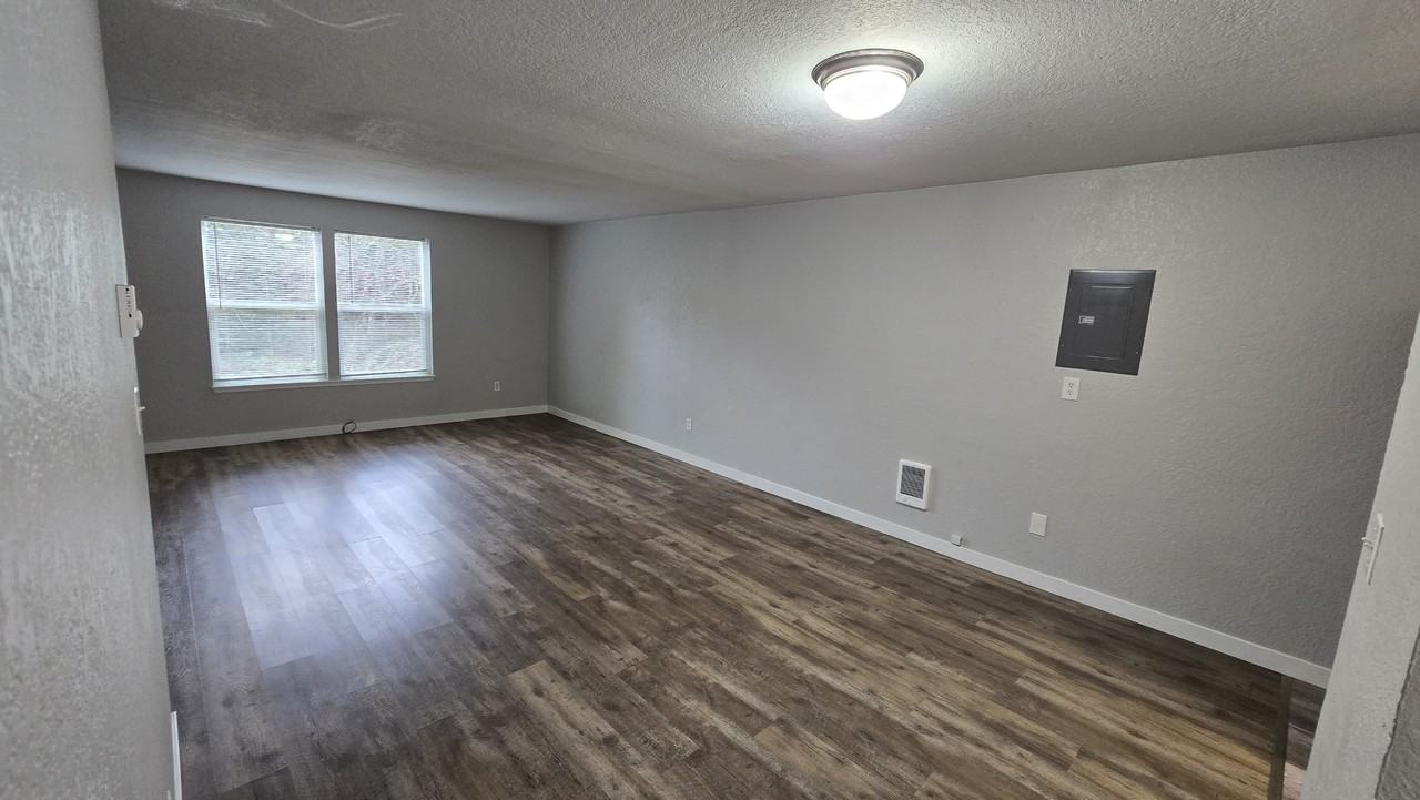 12705 48th Ave Ne #3 - Photo 5 of 17