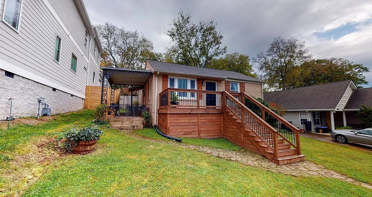 3803 Nevada Ave - Photo 2 of 37