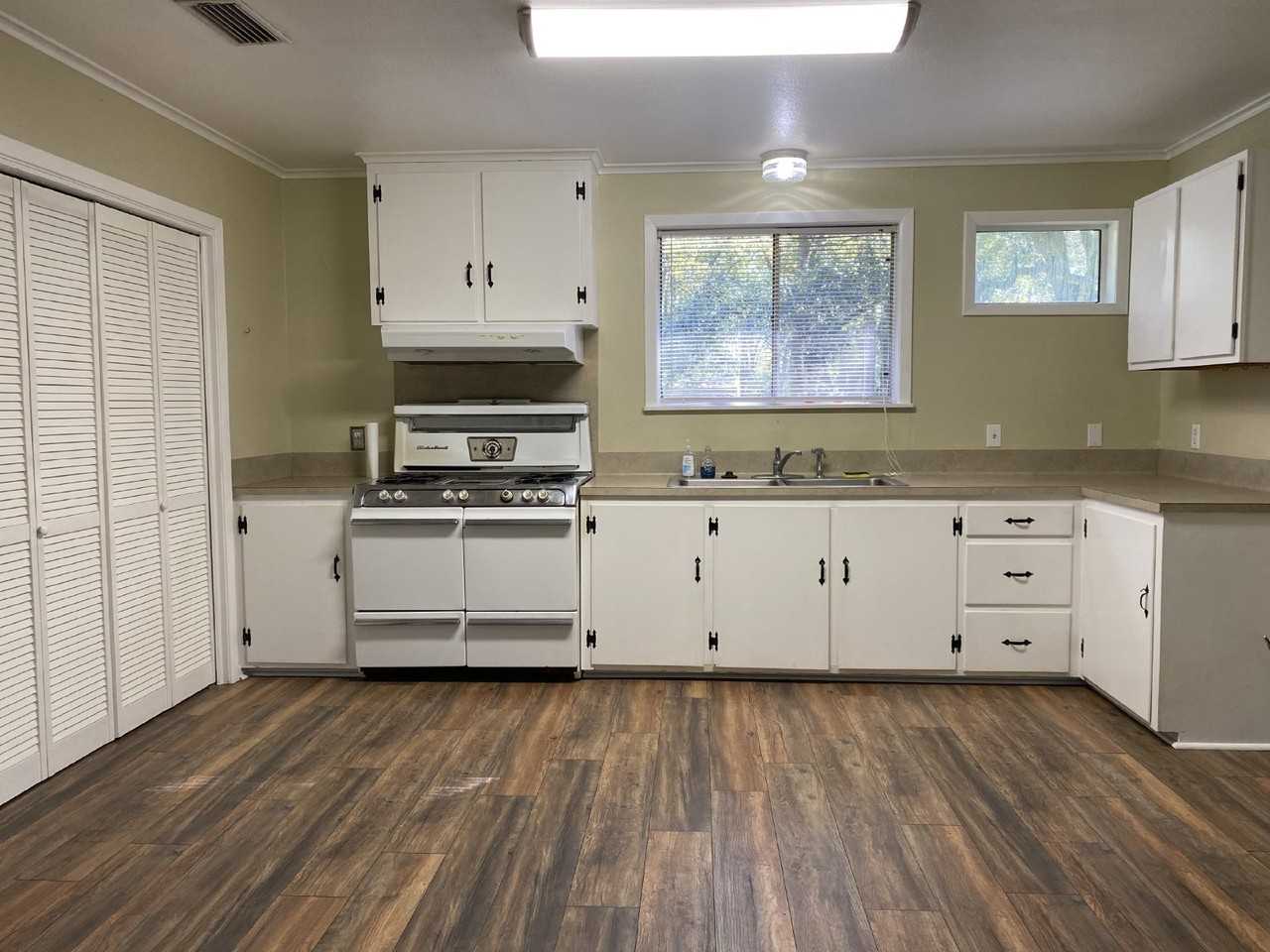 1512 W Hugh Loop Rd - Photo 2 of 14