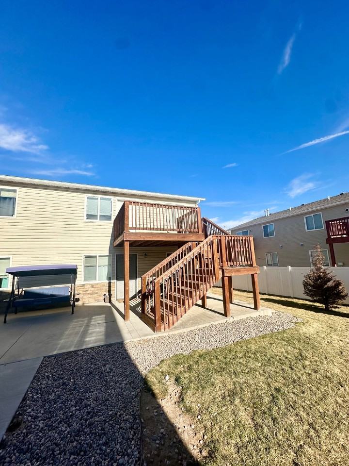 343 Annie Morgan Ct - Photo 2 of 20