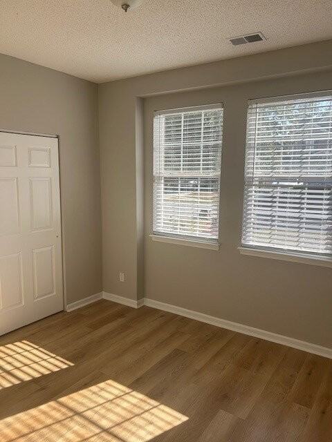 253 Chemistry Cir - Photo 4 of 9