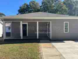 featured image of 821 Belleview Ave