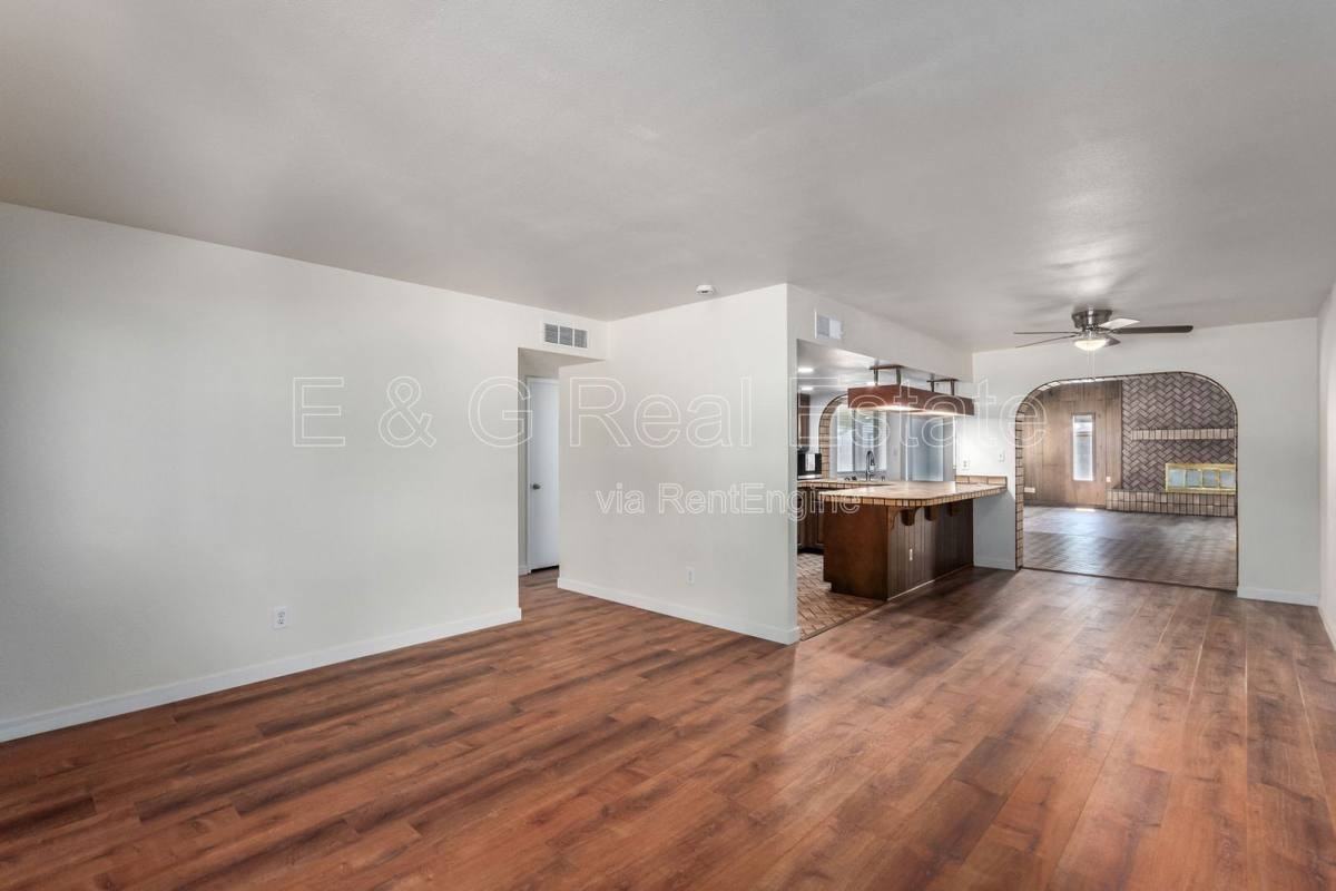 3827 W Meadow Dr - Photo 6 of 10