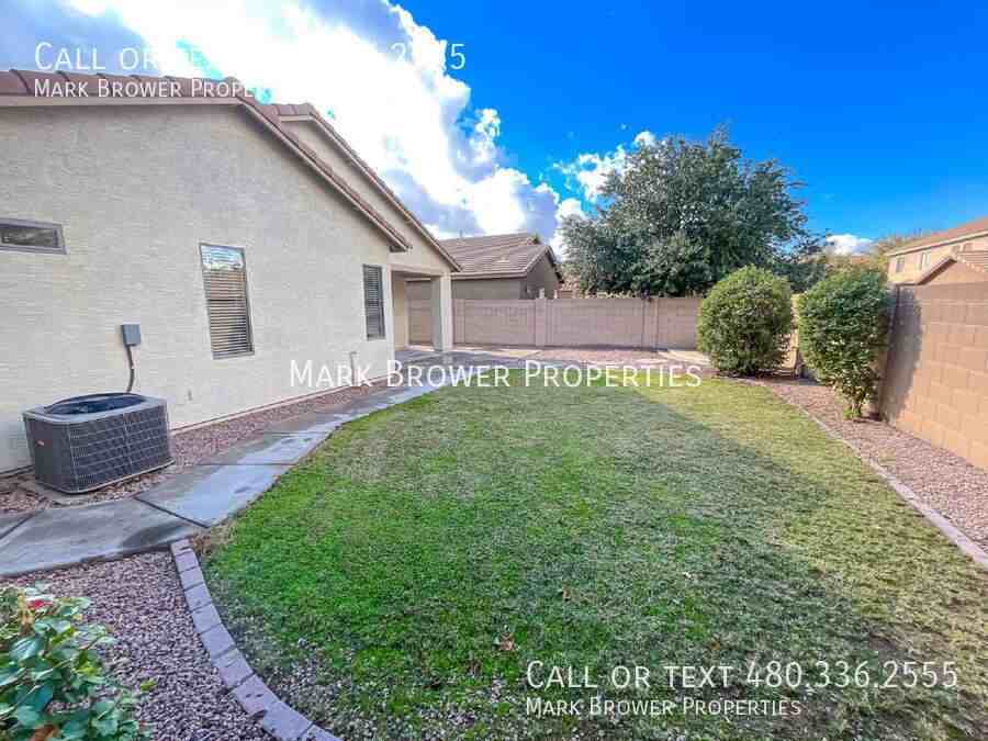 4450 E Oxford Ln - Photo 4 of 25