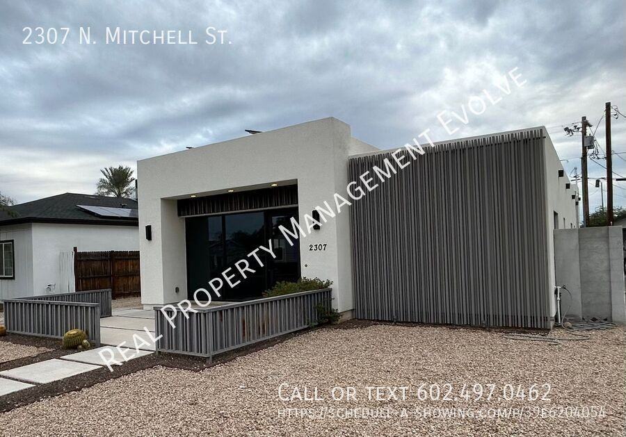 2307 N Mitchell St - Photo 3 of 31