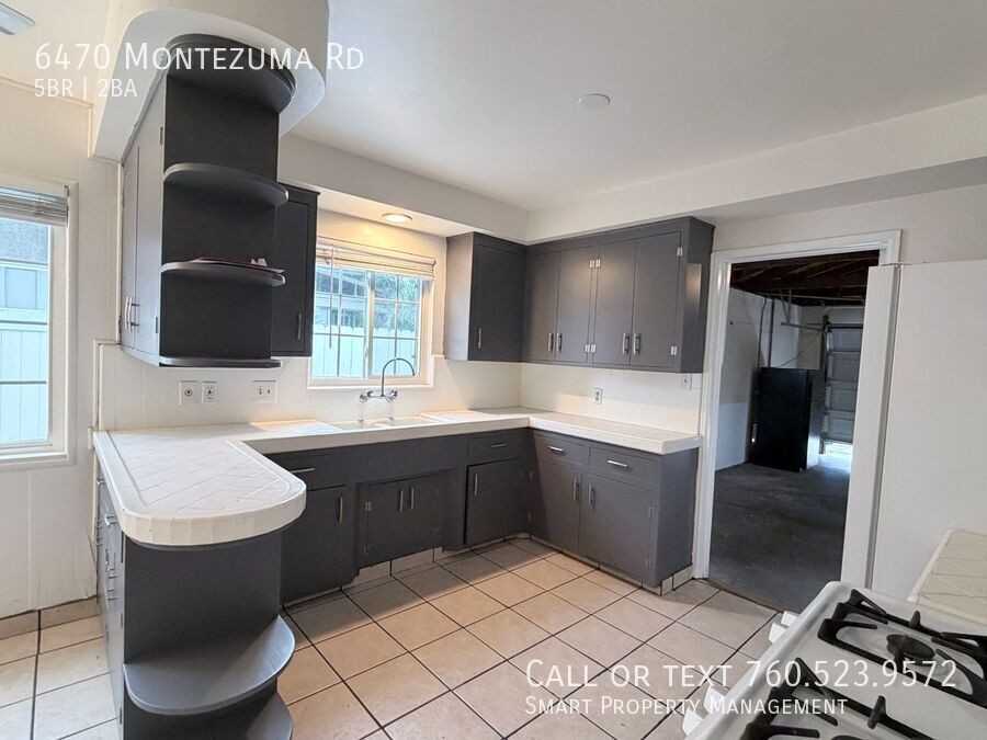 6470 Montezuma Rd - Photo 2 of 26