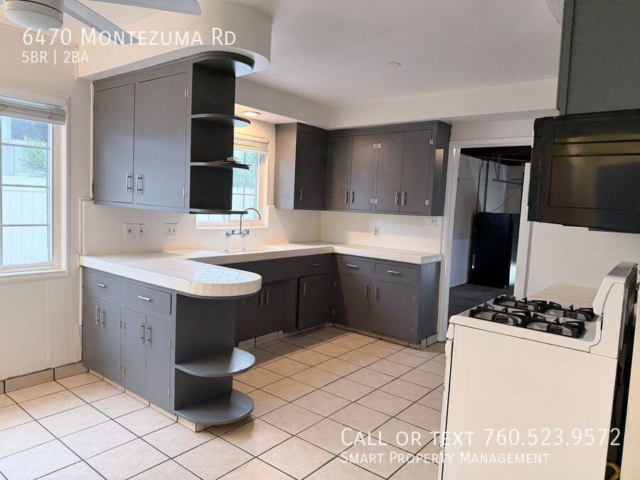 6470 Montezuma Rd - Photo 3 of 26