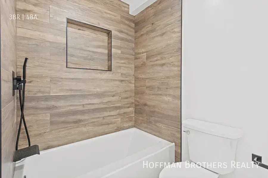 6001 Corbin Ave #6001 - Photo 5 of 8