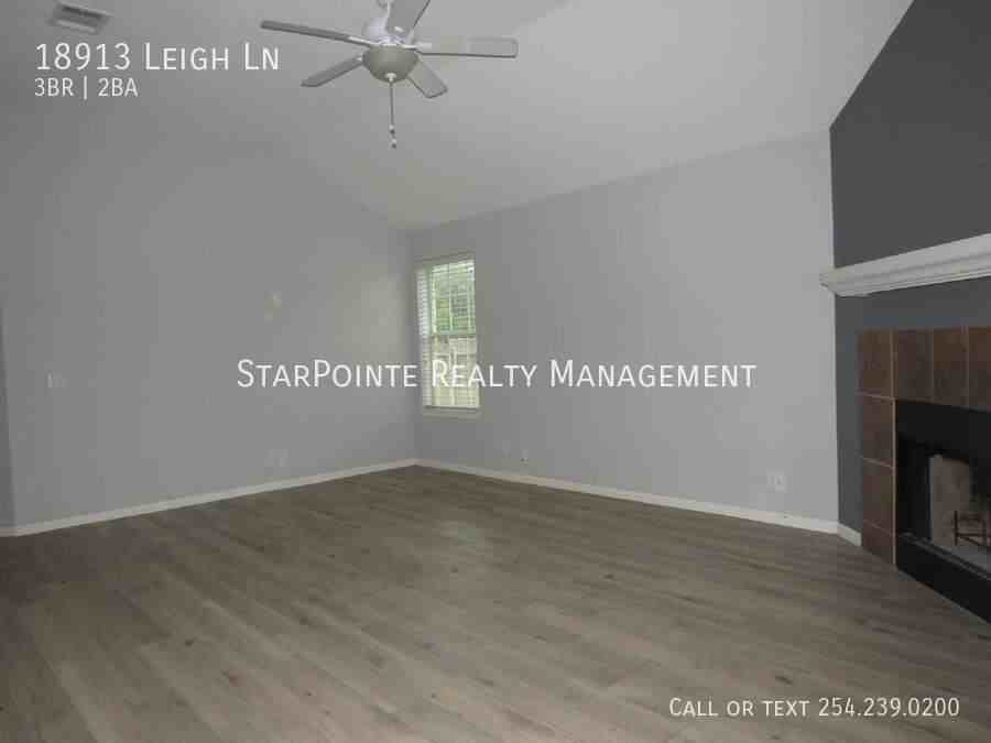 18913 Leigh Ln - Photo 3 of 20