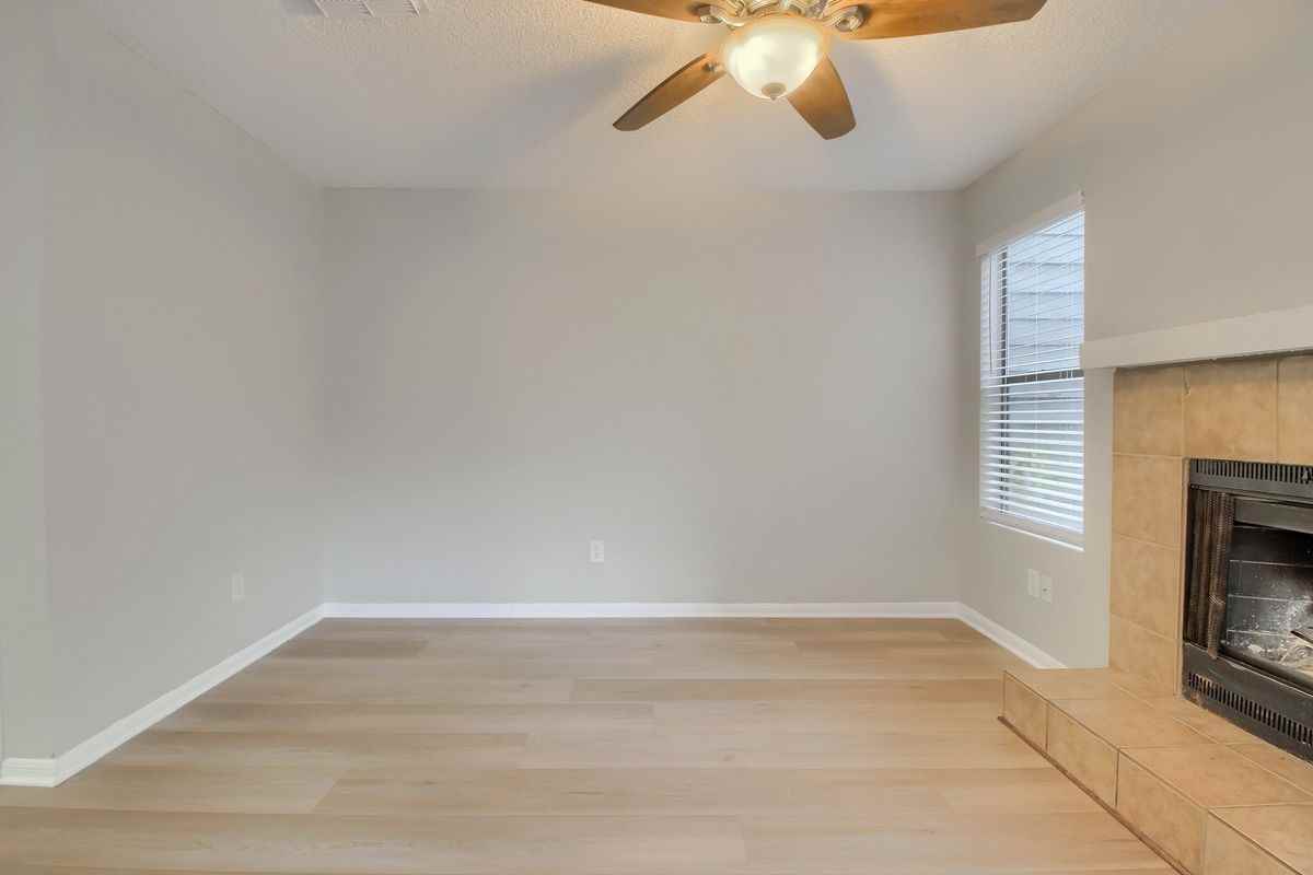 8810 Schick Rd - Photo 3 of 48