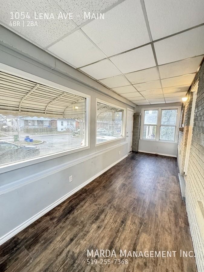 1054 Lena Ave #MAIN - Photo 5 of 41