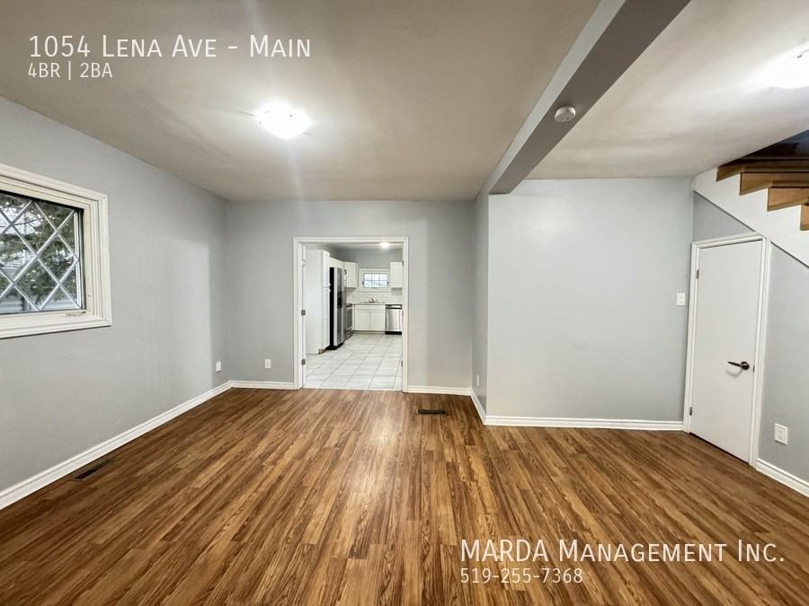 1054 Lena Ave #MAIN - Photo 6 of 41