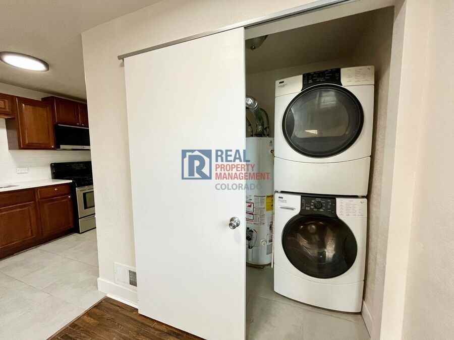 1547 Xenia St - Photo 6 of 14