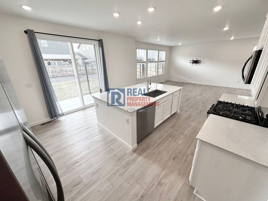 24512 E Exposition Pl - Photo 5 of 17