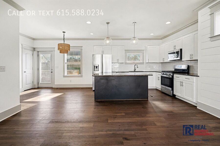 124 8th Ave - Photo 5 of 43