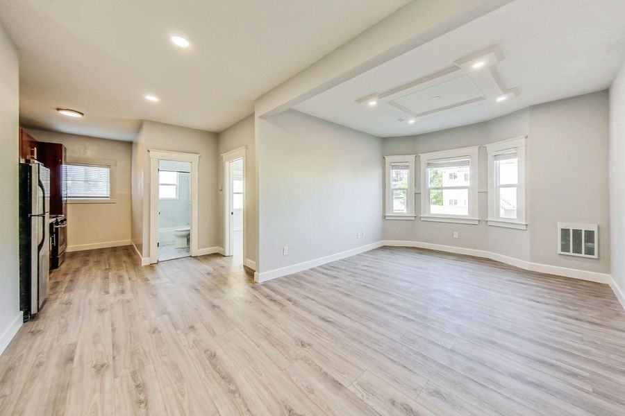 1444 1st Ave #01 - Photo 5 of 18