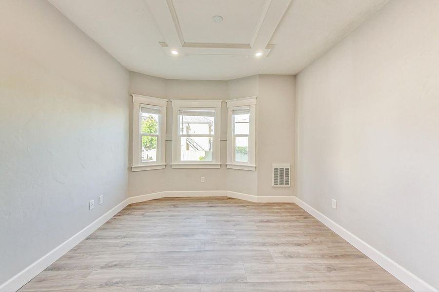 1444 1st Ave #01 - Photo 6 of 18