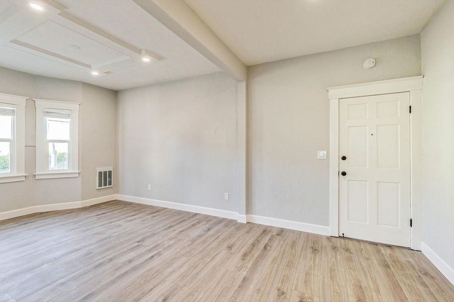 1444 1st Ave #01 - Photo 7 of 18