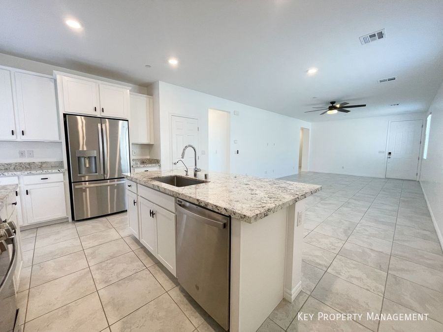 3762 Neblina Dr - Photo 6 of 34