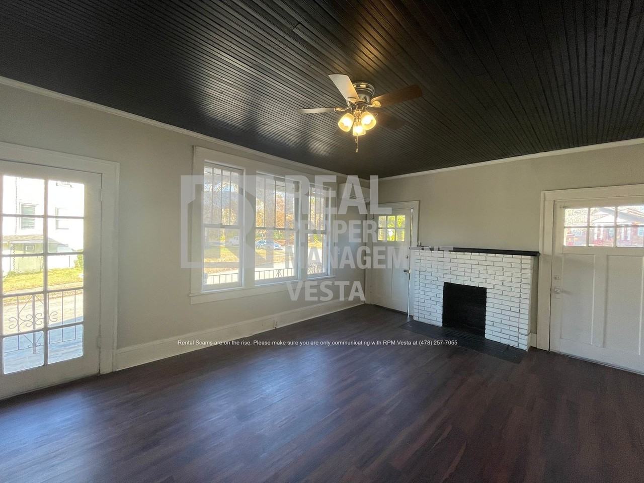 2694 Cherokee Ave #A - Photo 2 of 16