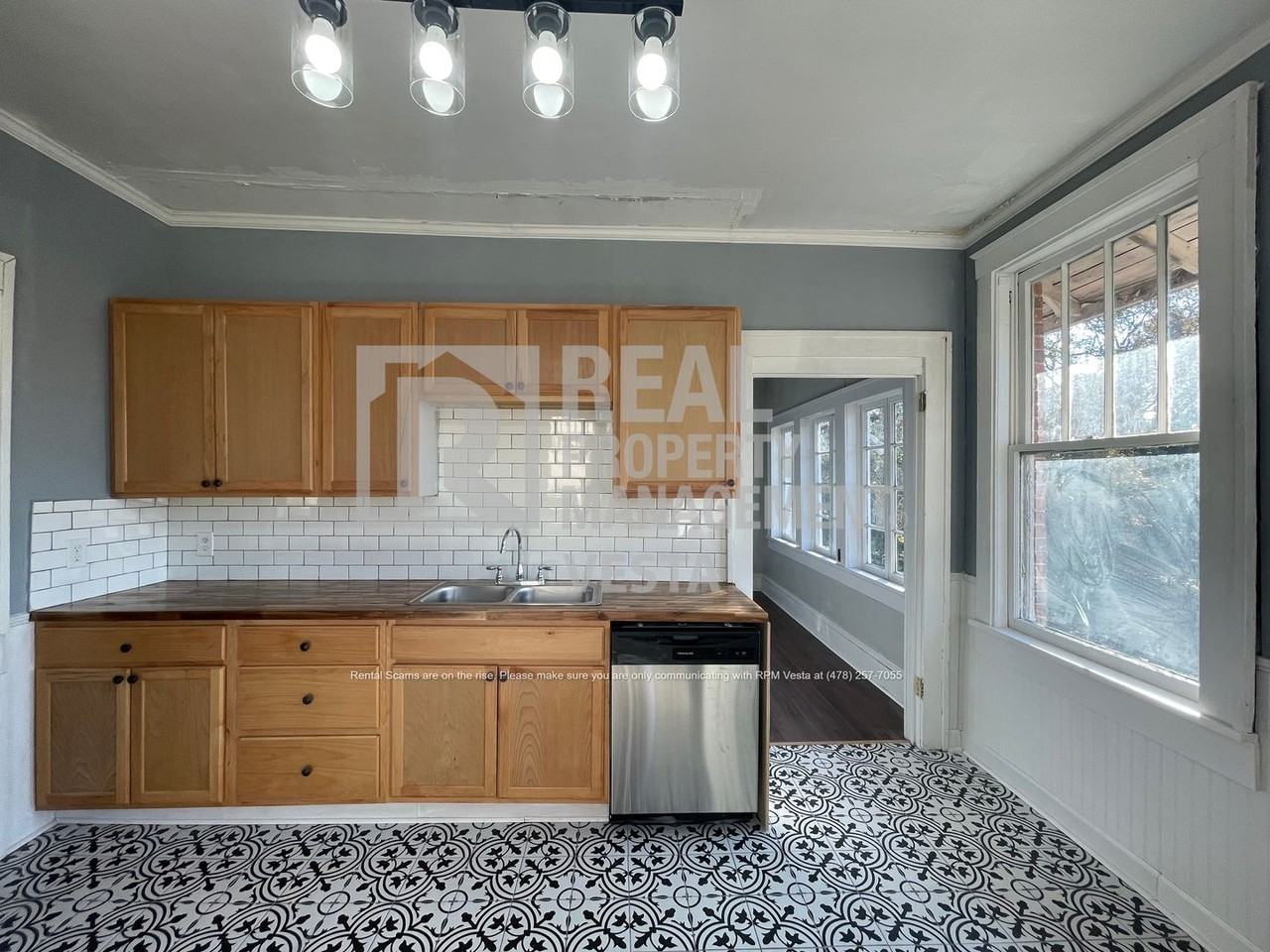 2694 Cherokee Ave #A - Photo 5 of 16