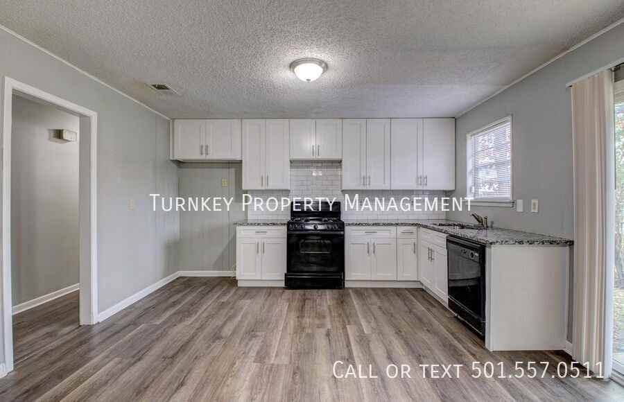 9203 Labette Dr - Photo 4 of 20