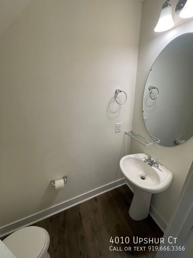 4010 Upshur Ct - Photo 7 of 31