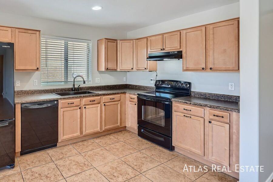 6006 S Hawks Hollow Ct - Photo 5 of 17