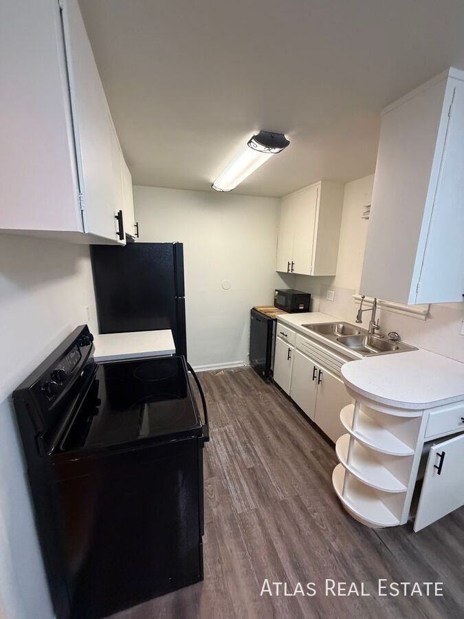 5110 S Pearl St - Photo 6 of 23