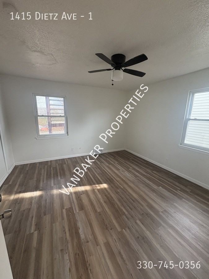 1415 Dietz Ave #1 - Photo 4 of 10