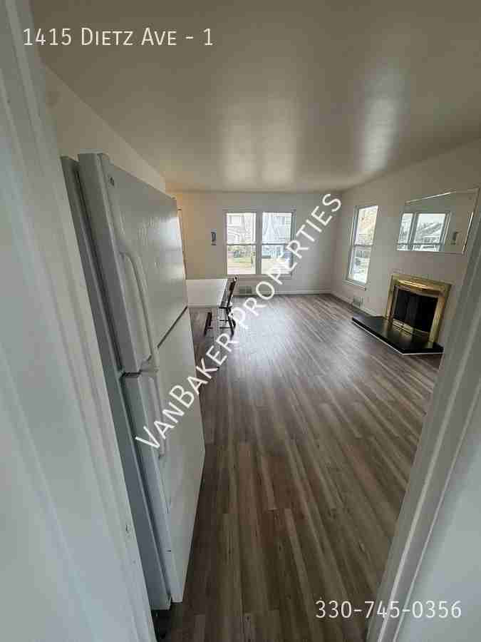 1415 Dietz Ave #1 - Photo 7 of 10