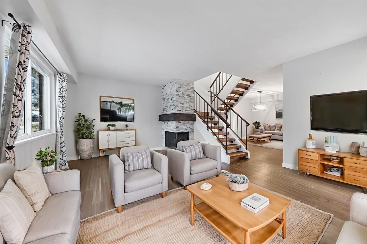 638 S Youngfield Ct - Photo 3 of 21