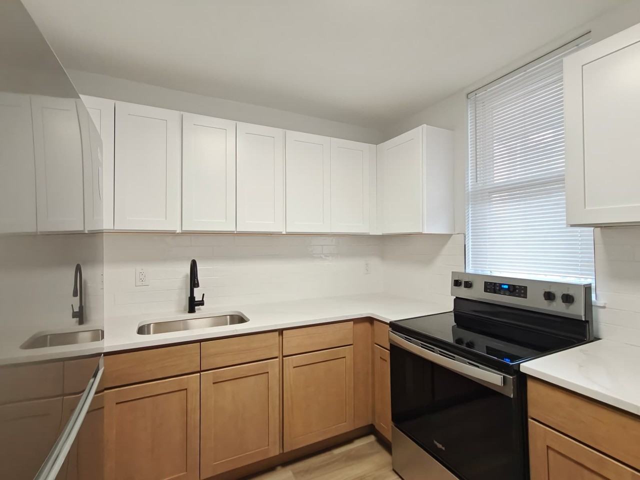 5949 Addison St - Photo 3 of 10