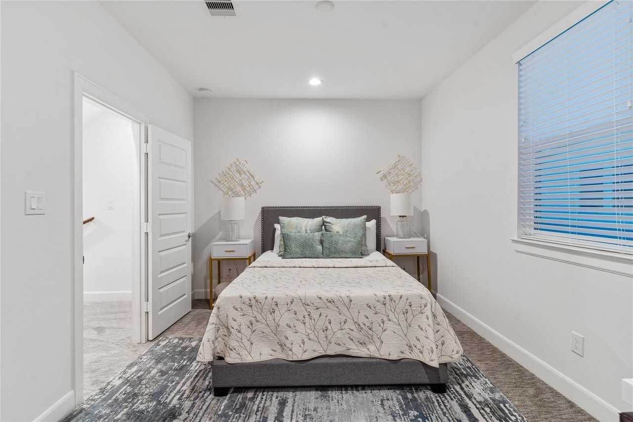 308 Jensen Dr #308 - Photo 2 of 43