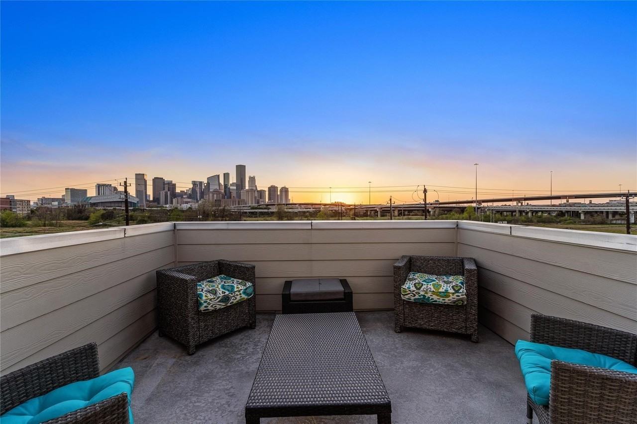 308 Jensen Dr #308 - Photo 5 of 43