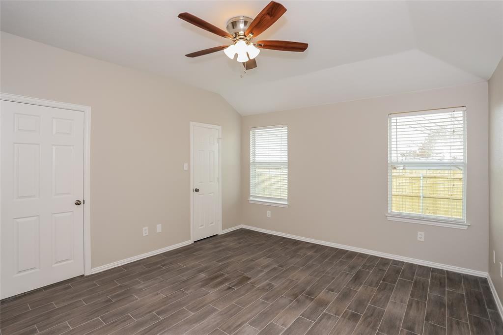 2050 Turtle Cove Dr #2050 - Photo 5 of 16