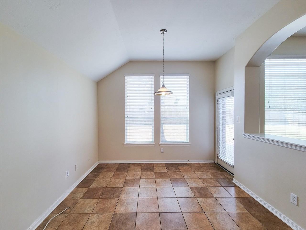 25219 Piney Heights Ln #25219 - Photo 3 of 37