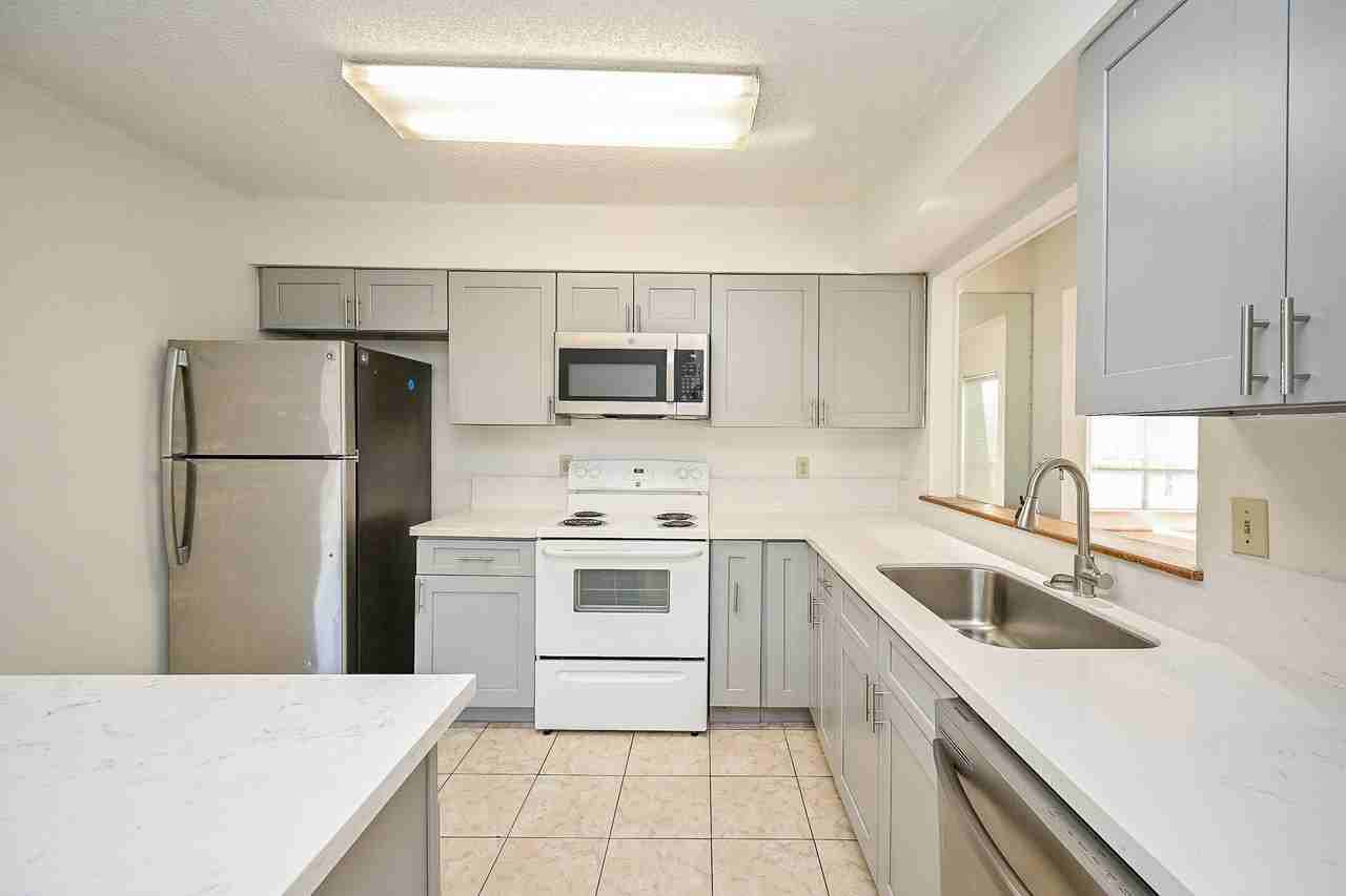 13115 Richmond Ave #13115 - Photo 3 of 32