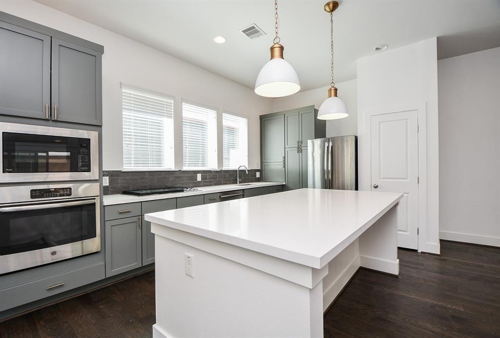 1515 Weber St #1515A - Photo 7 of 32