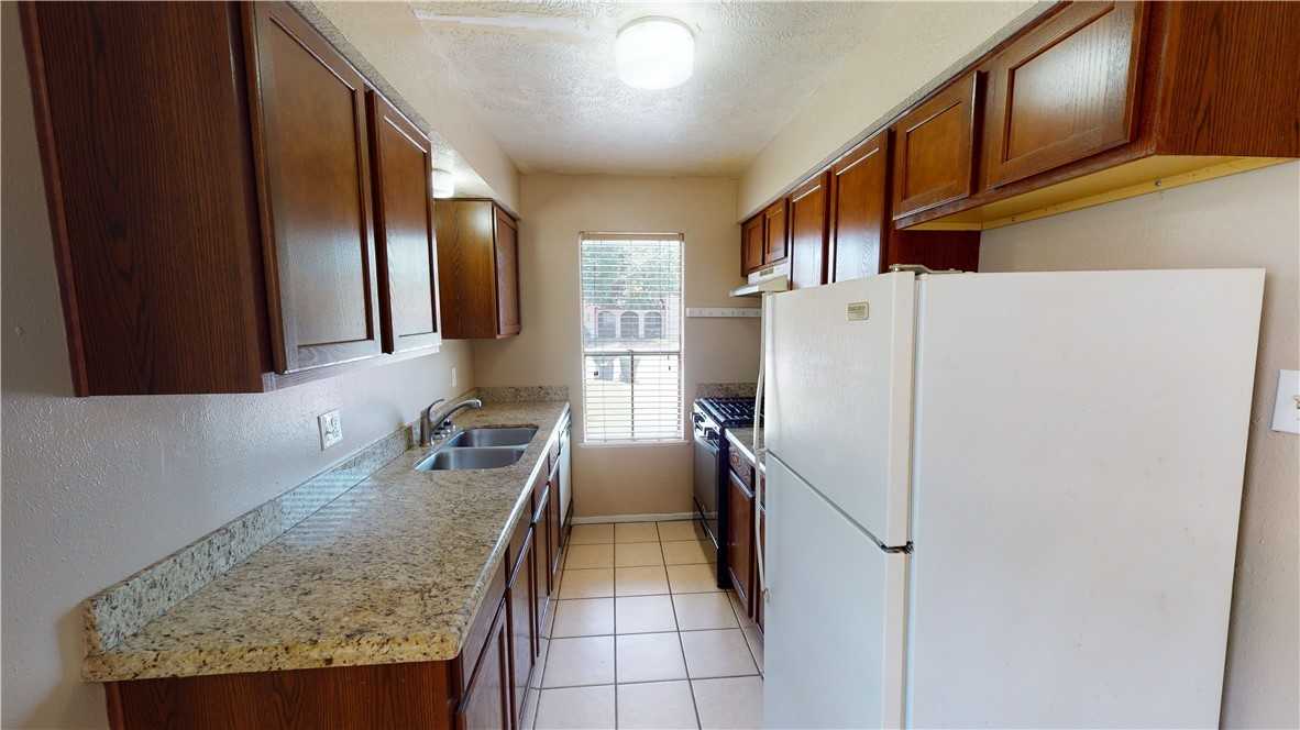 1525 Pine Ridge Dr #1525A - Photo 2 of 7