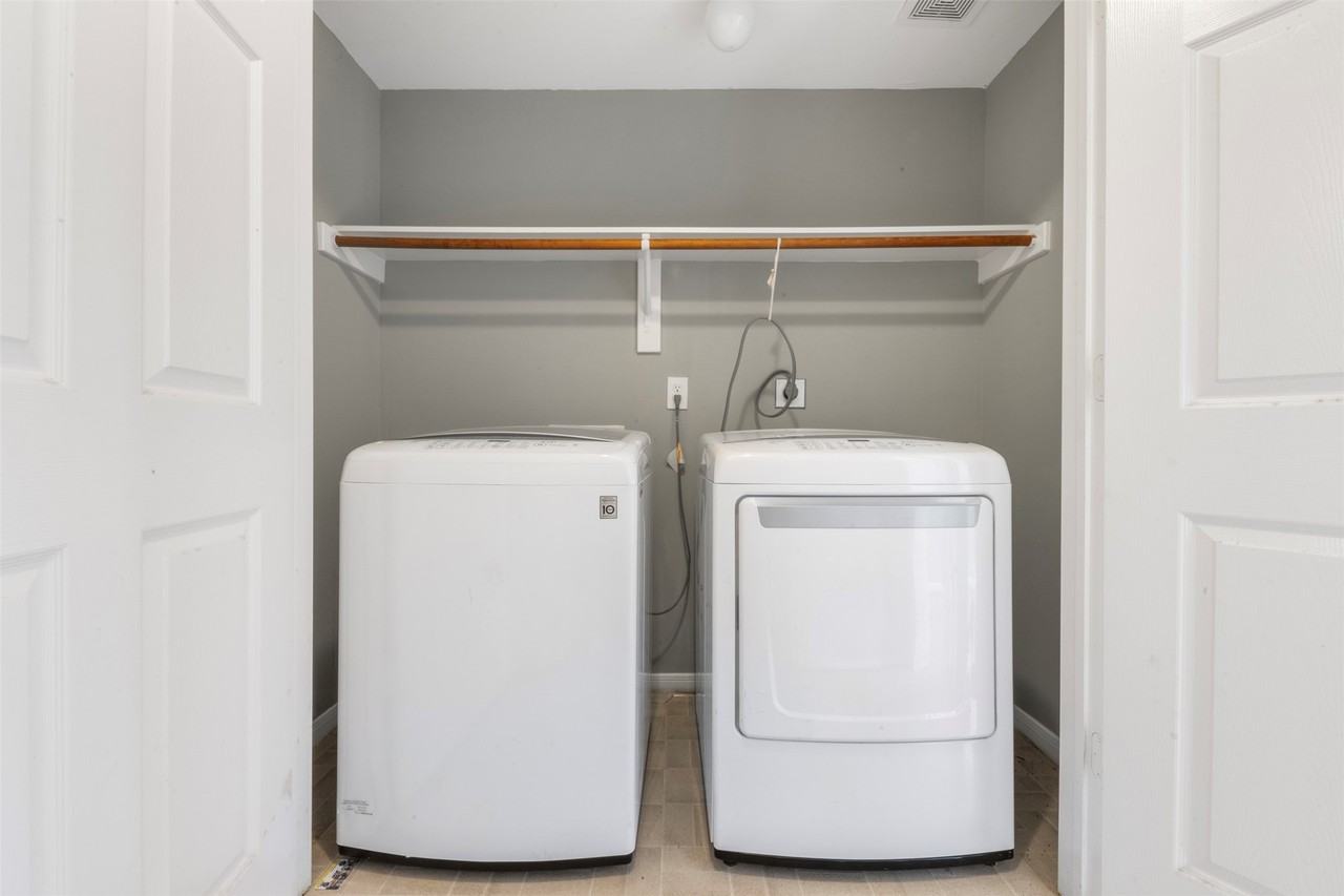 6706 Portuguese Bend Dr #6706 - Photo 4 of 39