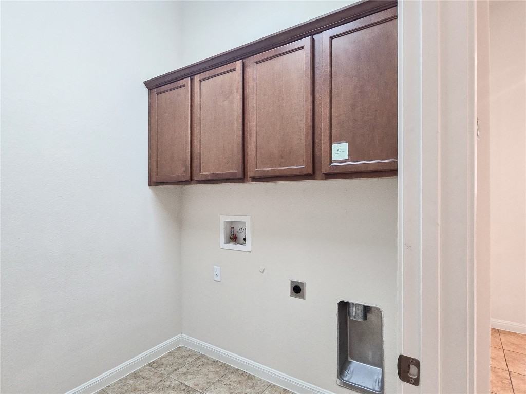 13108 Hymeadow Cir #13108 - Photo 6 of 30