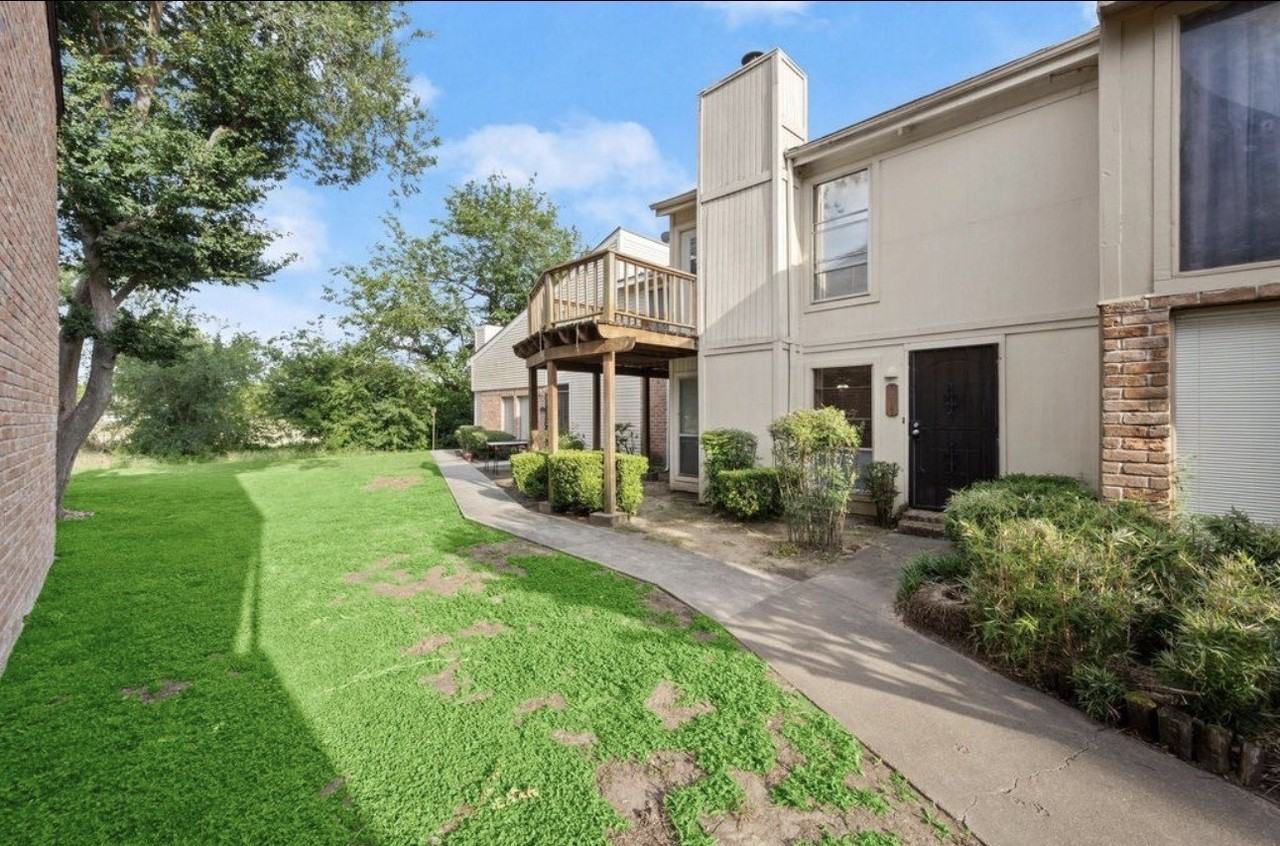 7736 Challie Ln #7736 - Photo 4 of 25