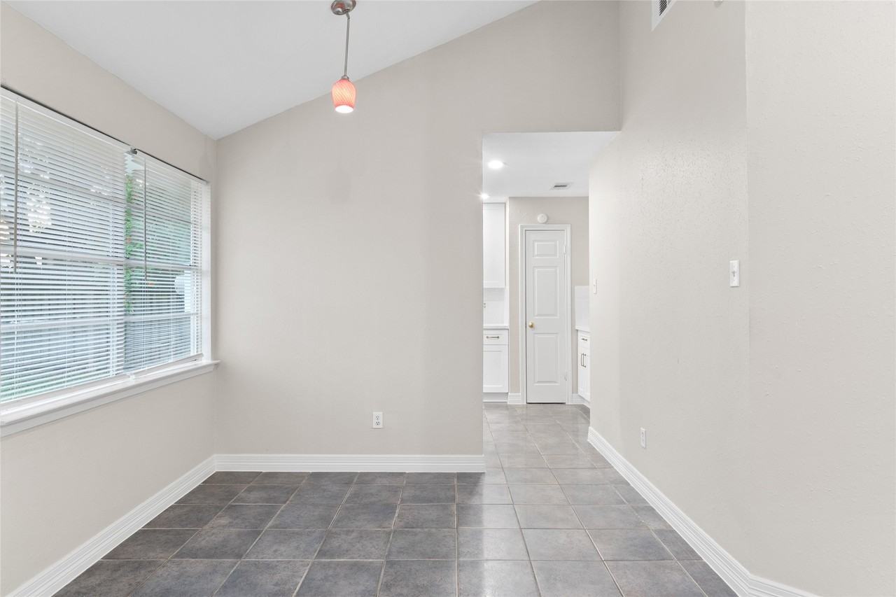 8314 Poplar Ridge Ln #8314 - Photo 7 of 20