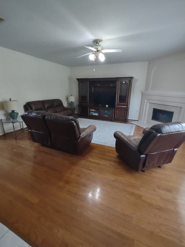 3810 Buckley Ln #3810 - Photo 3 of 14