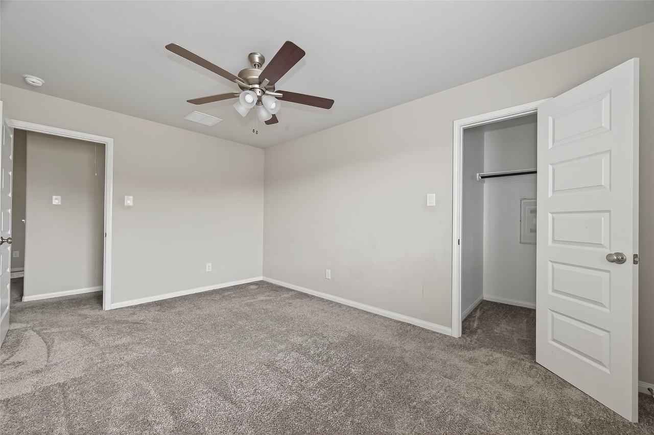 3027 Sadie Ct #3027 - Photo 3 of 37